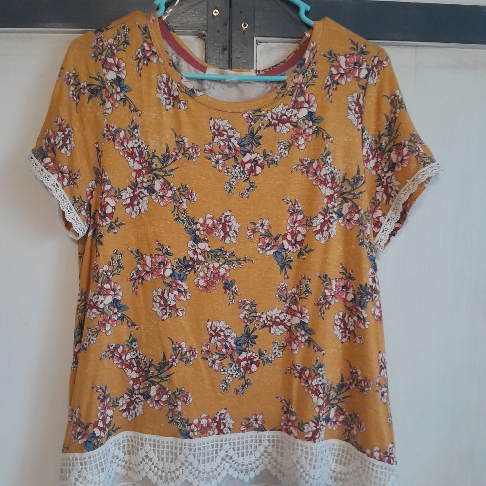 Rewind Mustard Floral Lace Trim Woman's Tee